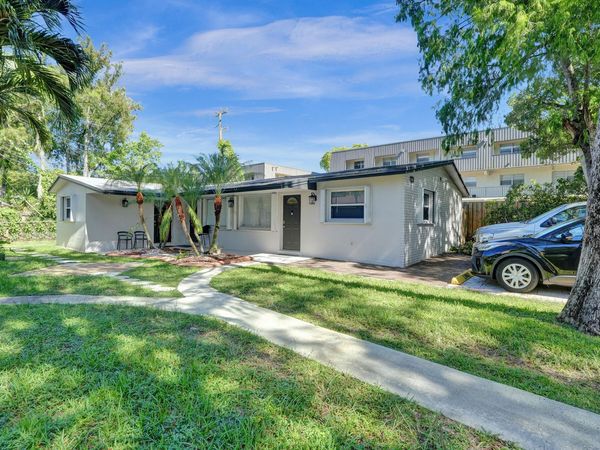 4240 NW 21st Avenue, Unit 2, Oakland Park, FL 33309