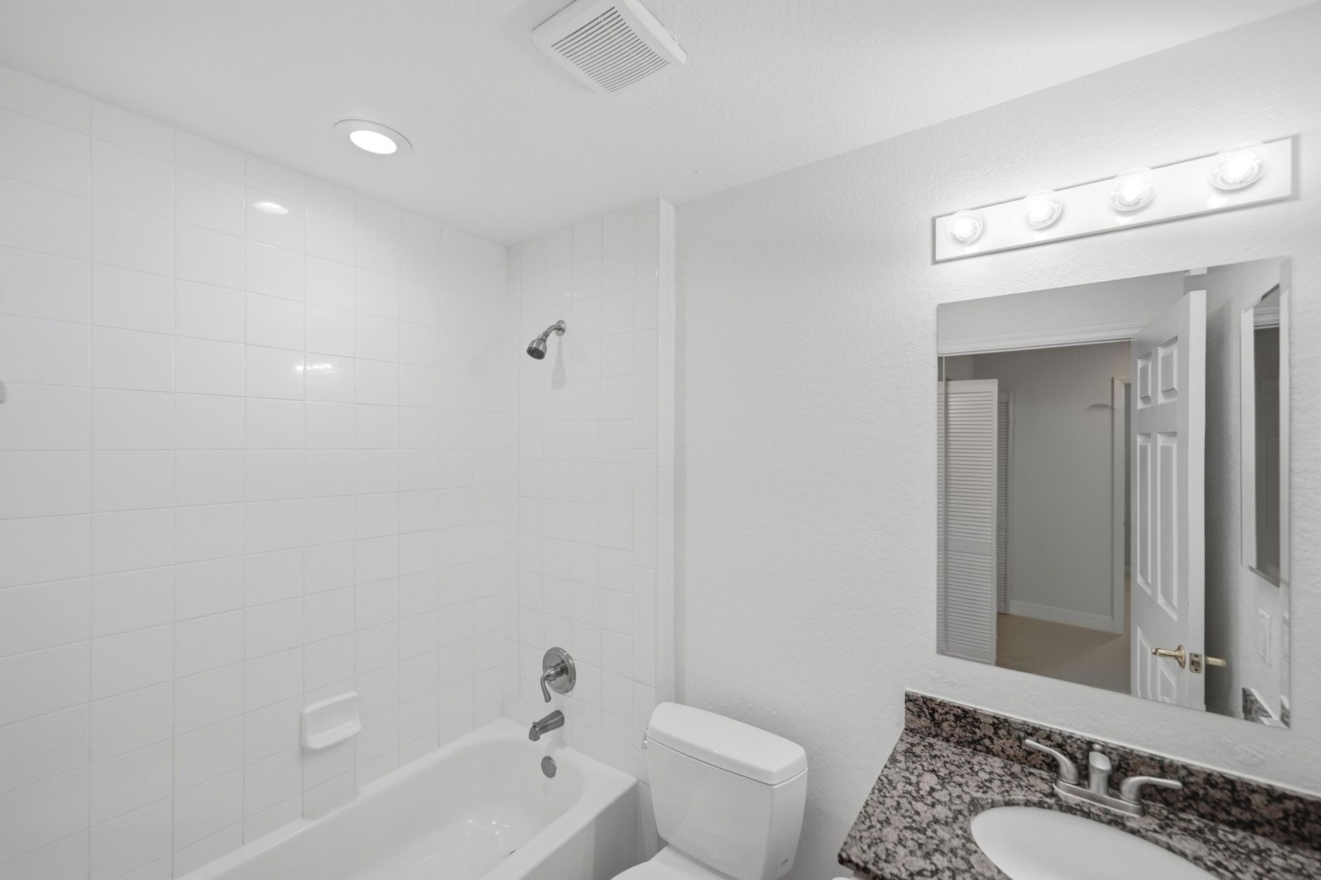 58 SE Palermo Court, Unit 104, Stuart, FL 34994 Photo