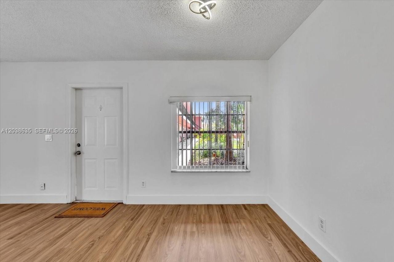 1405 Miami Rd , Unit 7, Fort Lauderdale, FL 33316 Photo