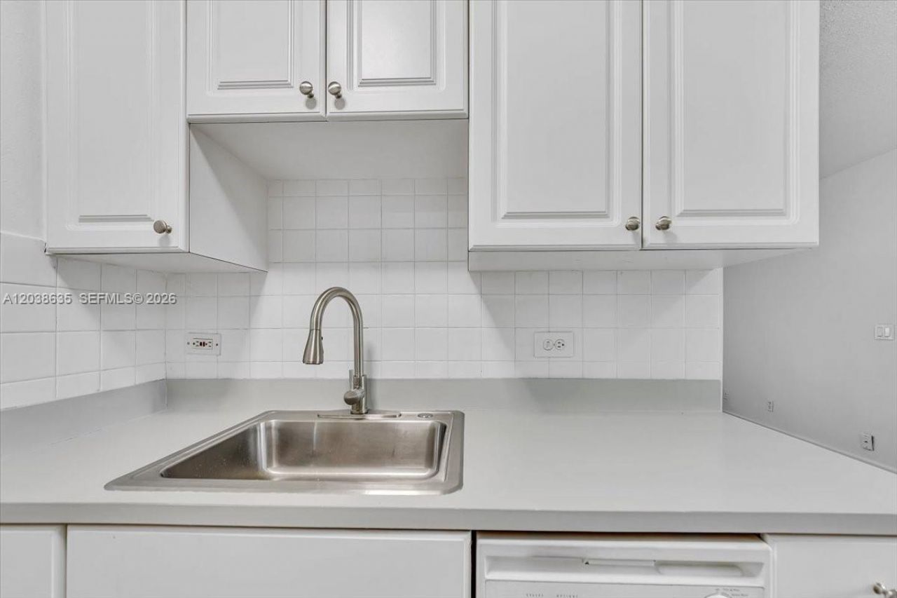 1405 Miami Rd , Unit 7, Fort Lauderdale, FL 33316 Photo