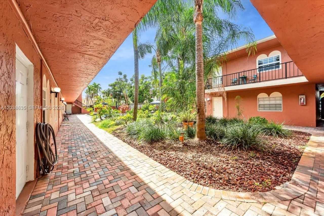 1405 Miami Rd , Unit 7, Fort Lauderdale, FL 33316 Photo