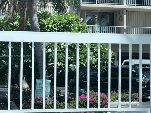 88500 Overseas Hwy , Unit 208, Tavernier, FL 33070