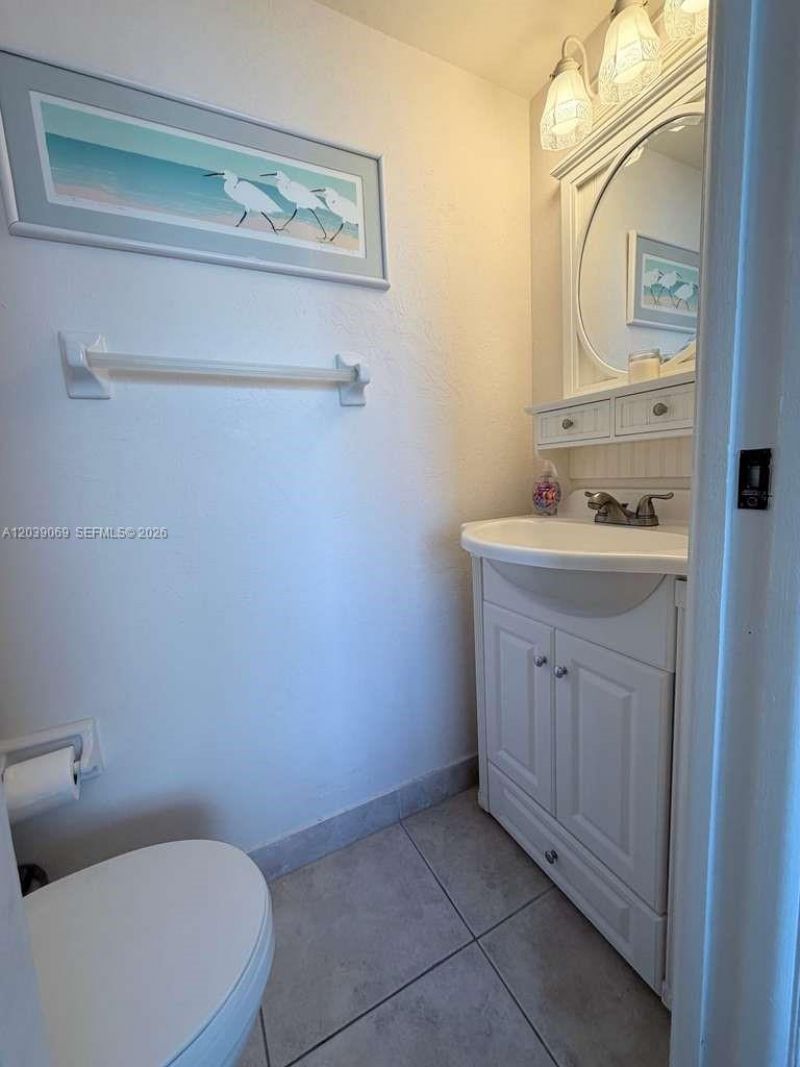 88500 Overseas Hwy , Unit 208, Tavernier, FL 33070 Photo