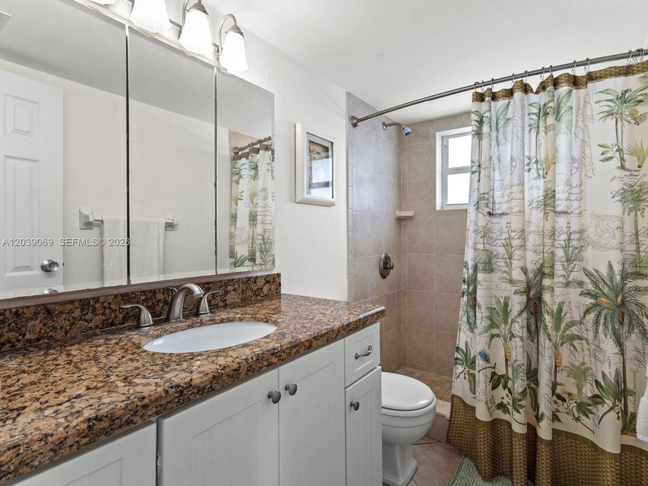 88500 Overseas Hwy , Unit 208, Tavernier, FL 33070 Photo