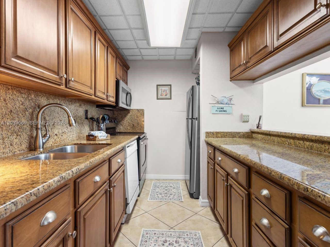 88500 Overseas Hwy , Unit 208, Tavernier, FL 33070 Photo
