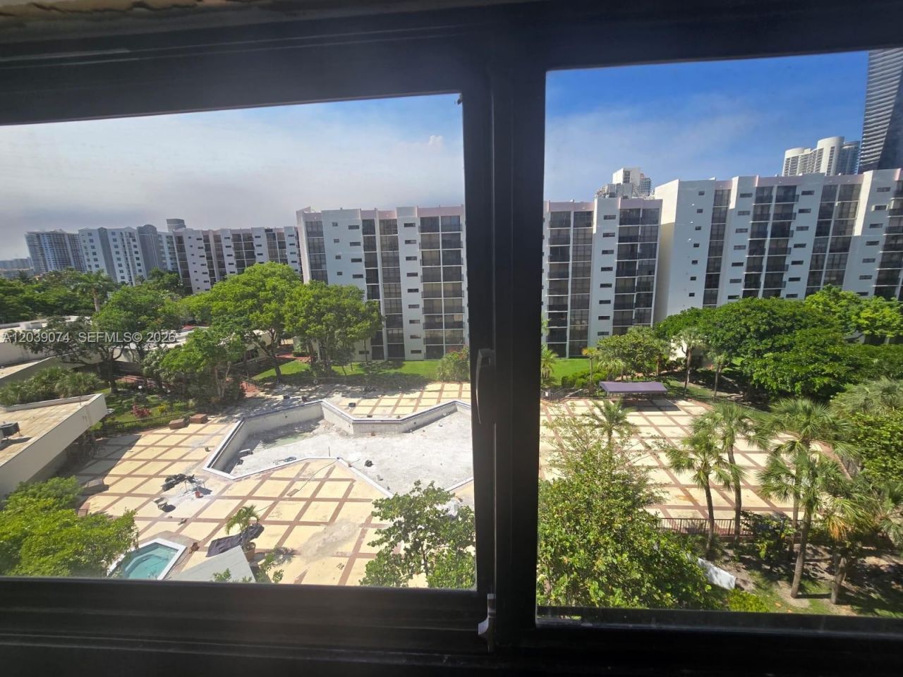 16919 N Bay Rd, Unit 705, Sunny Isles Beach, FL 33160 Photo
