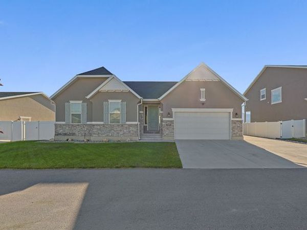 6085 N SHEPS RIDGE RD, Eagle Mountain, UT 84005