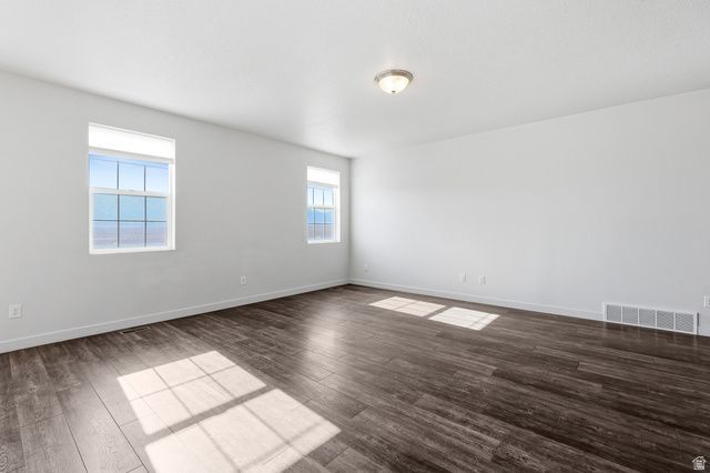 6085 N Sheps Ridge Rd, Eagle Mountain, UT 84005 Main Photo