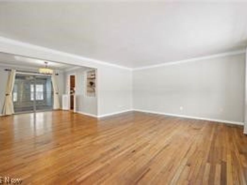 4960 W Park Drive , North Olmsted, OH 44070 Photo 5