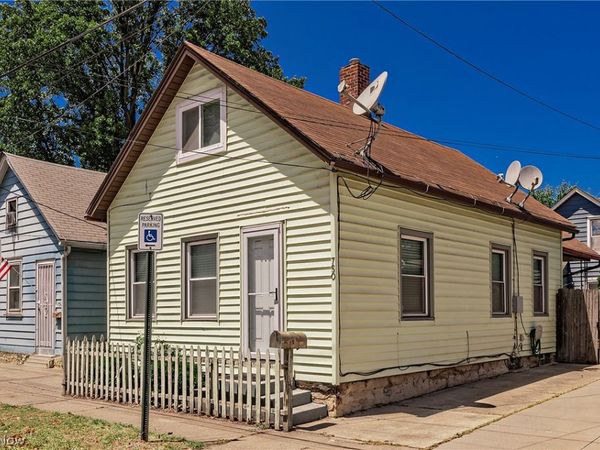 750 Brayton Avenue, Cleveland, OH 44113