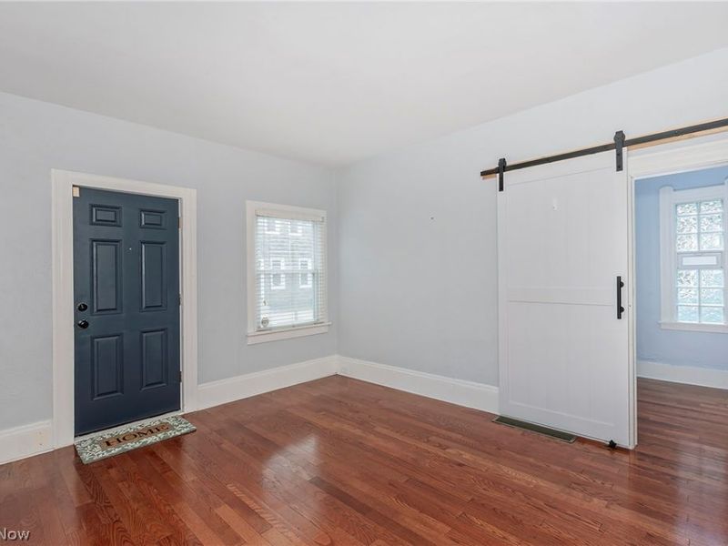 750 Brayton Avenue , Cleveland, OH 44113 Photo 6