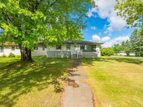 301 S 2nd St W, Biwabik, MN 55708