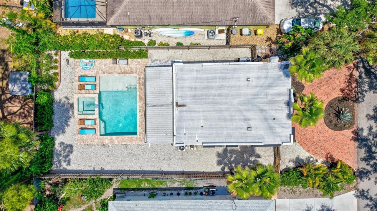 2437 Floyd Street , Sarasota, FL 34239 Photo