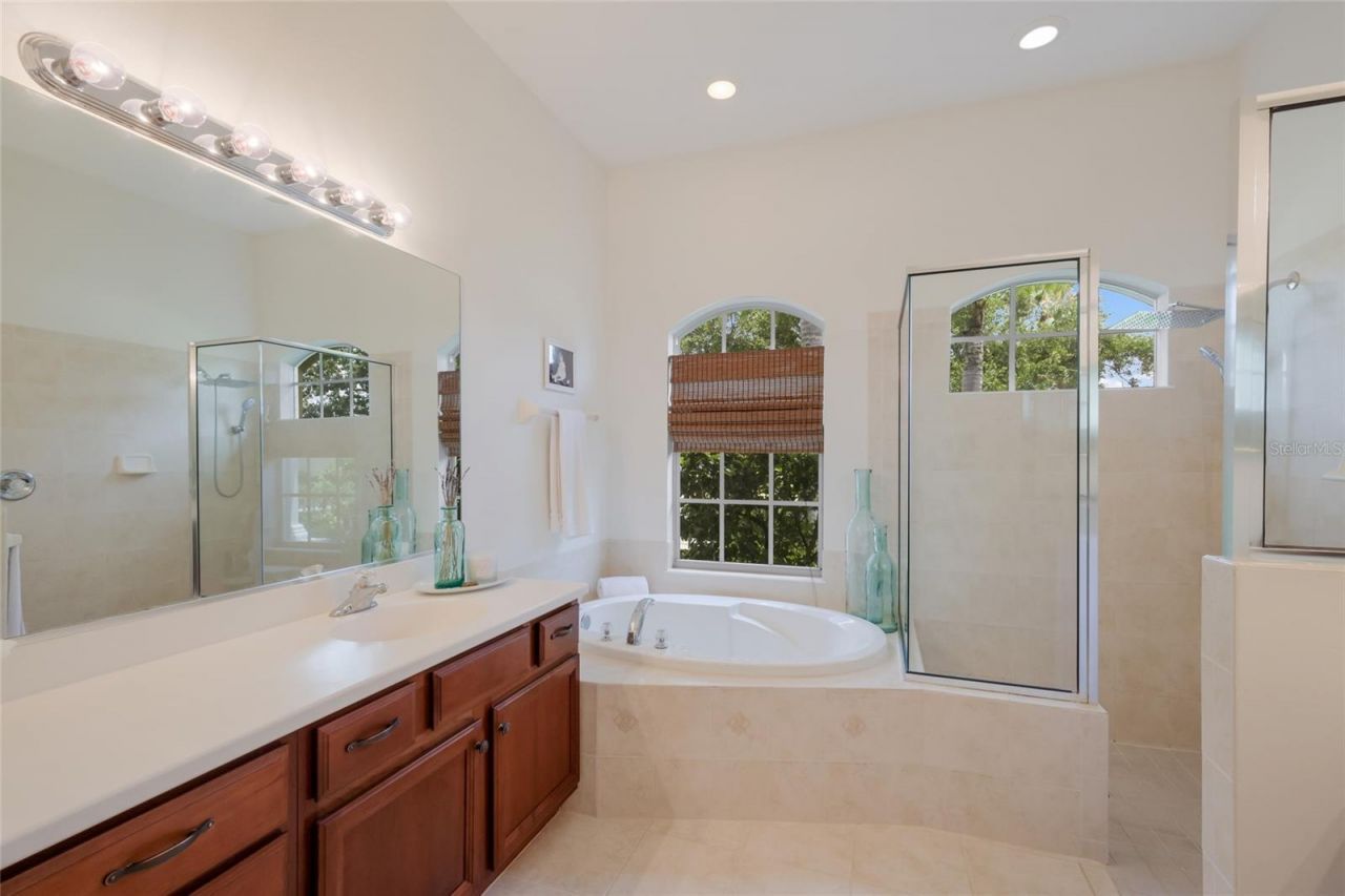 252 Dahlia Court, Bradenton, FL 34212 Photo