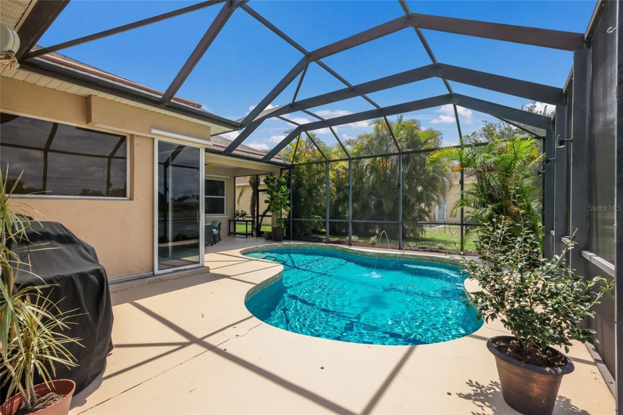 252 Dahlia Court, Bradenton, FL 34212 Photo
