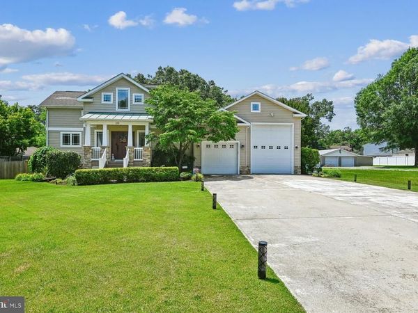 319 6TH AVENUE NE, GLEN BURNIE, MD 21060