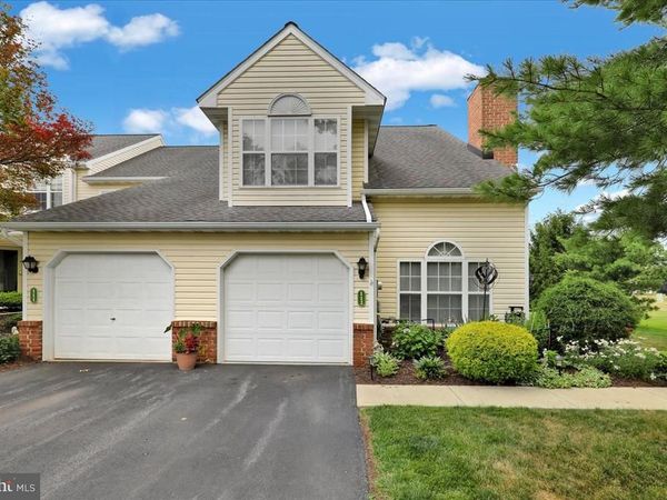 112 HICKORY LANE, READING, PA 19610