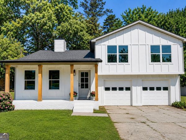 1421 Willow Bend Drive, Snellville, GA 30078