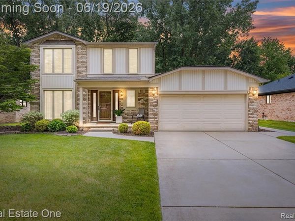 14522 Coulee Drive, Sterling Heights, MI 48313