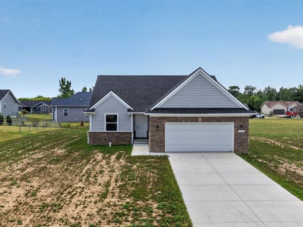 10206 Hunt Drive, Davison, Mi 48423