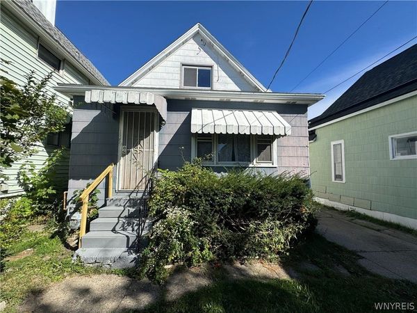 139 Weimar Street , Buffalo, NY 14206
