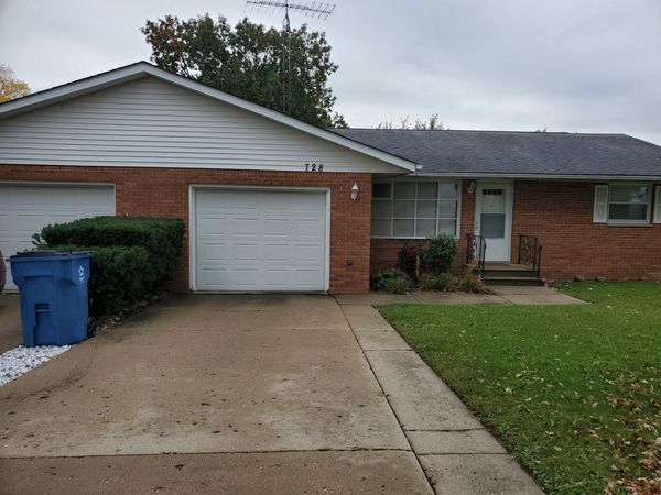 728 N 2853rd Road , Unit 1, Utica, IL 61373