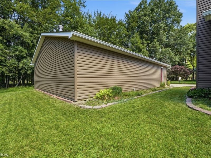 10490 Maryland Street , Aurora, OH 44202 Photo 5