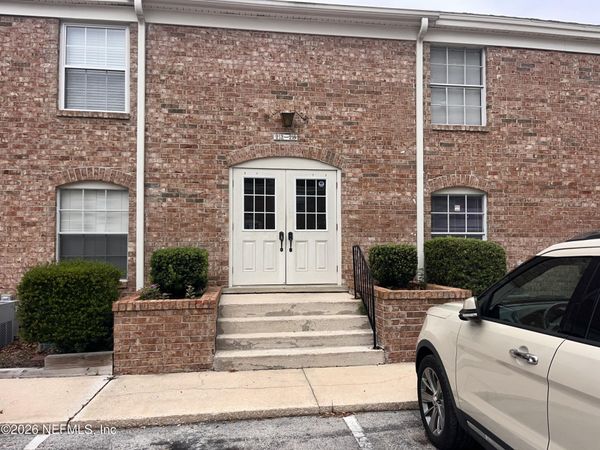 5201 ATLANTIC Boulevard, Unit 215, Jacksonville, FL 32207