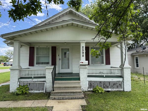 2598 N CHURCH Street, Decatur, IL 62526
