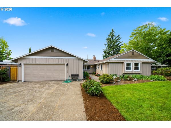 12125 SW LYNNRIDGE AVE, Portland, OR 97225