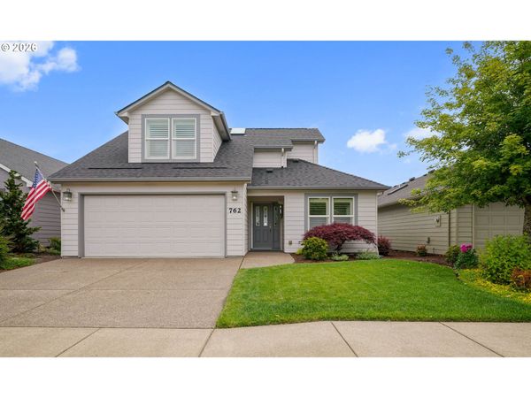 762 SE SAINT ANDREWS LN, Dallas, OR 97338