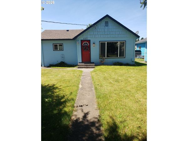 845 3RD AVE, Castle Rock, WA 98611