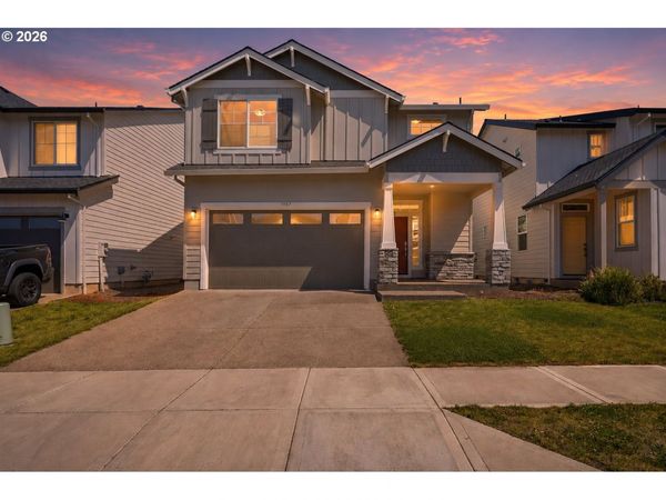 1987 NW WESSEX ST, McMinnville, OR 97128