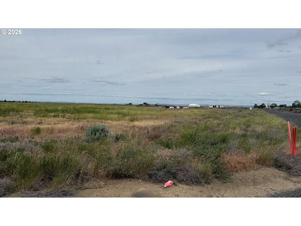 E Cook AVE, Hermiston, OR 97838