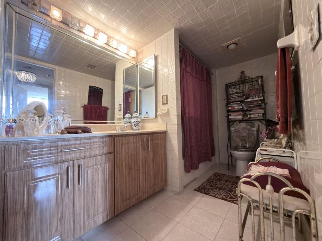 210 174th St, Unit M18, Sunny Isles Beach, FL 33160 Photo