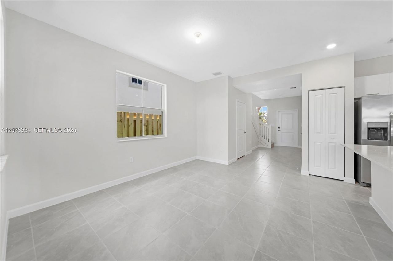 2373 NW 130th St , Miami, FL 33167 Photo