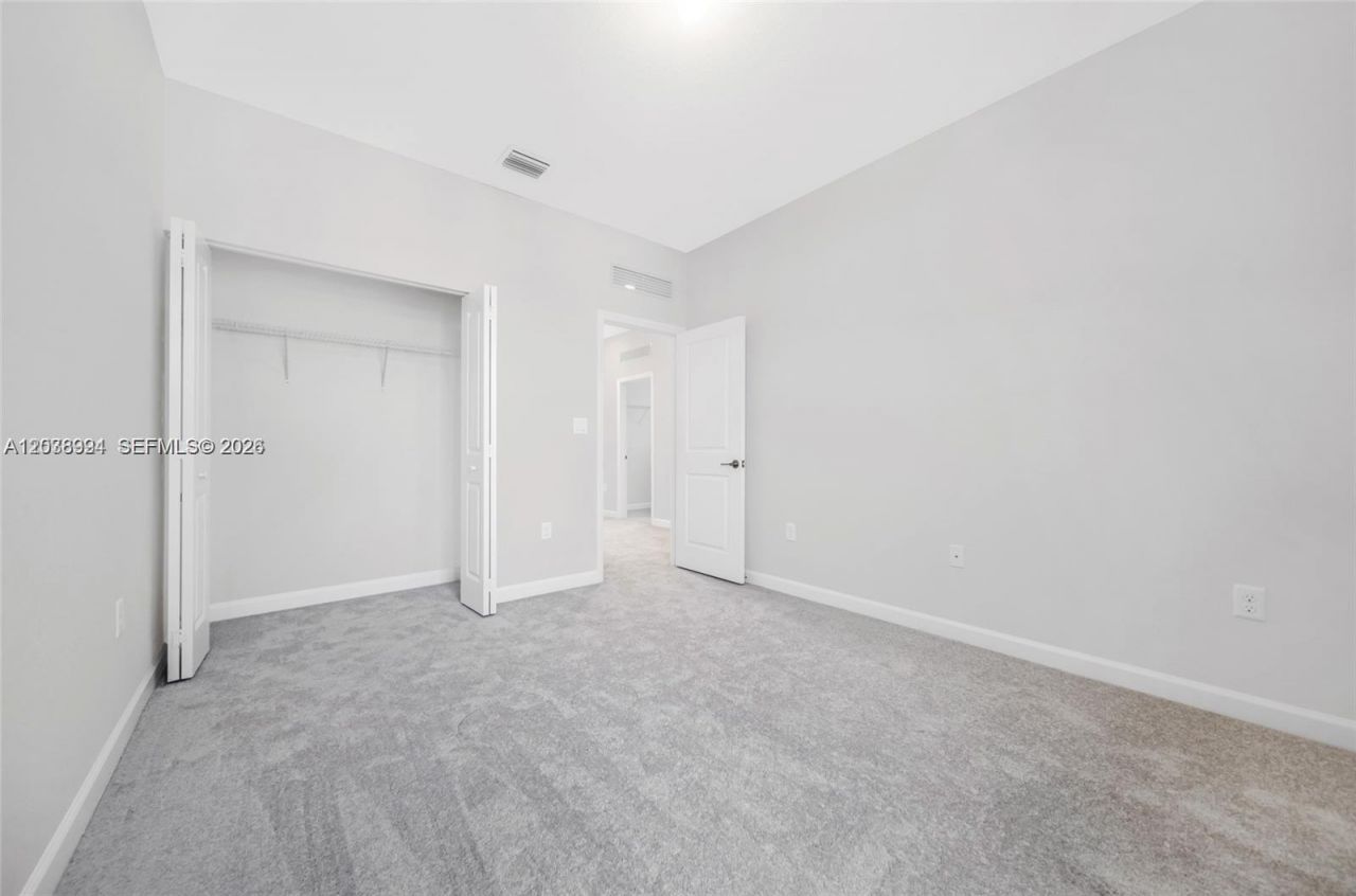 2373 NW 130th St , Miami, FL 33167 Photo