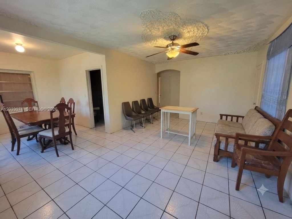 75 NE 49th St, Miami, FL 33137 Photo