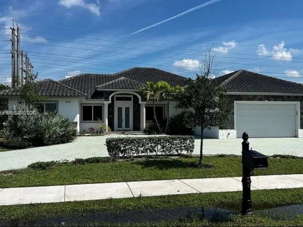 6115 Marinel Say Dr , Davie, FL 33314