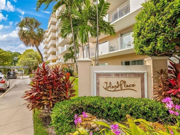 1455 N Treasure Dr , Unit 6N, North Bay Village, FL 33141