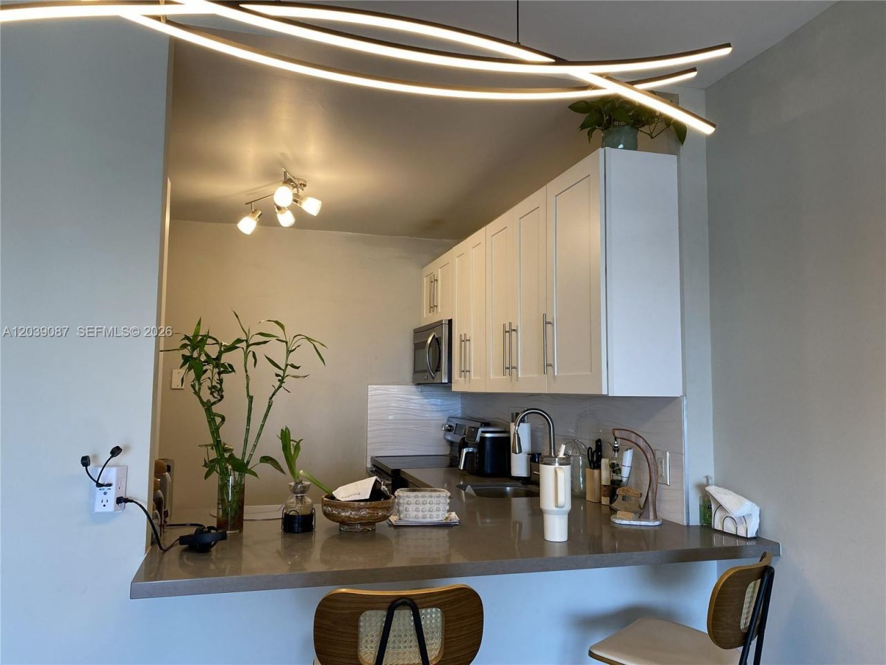 1455 N Treasure Dr, Unit 6N, North Bay Village, FL 33141 Photo