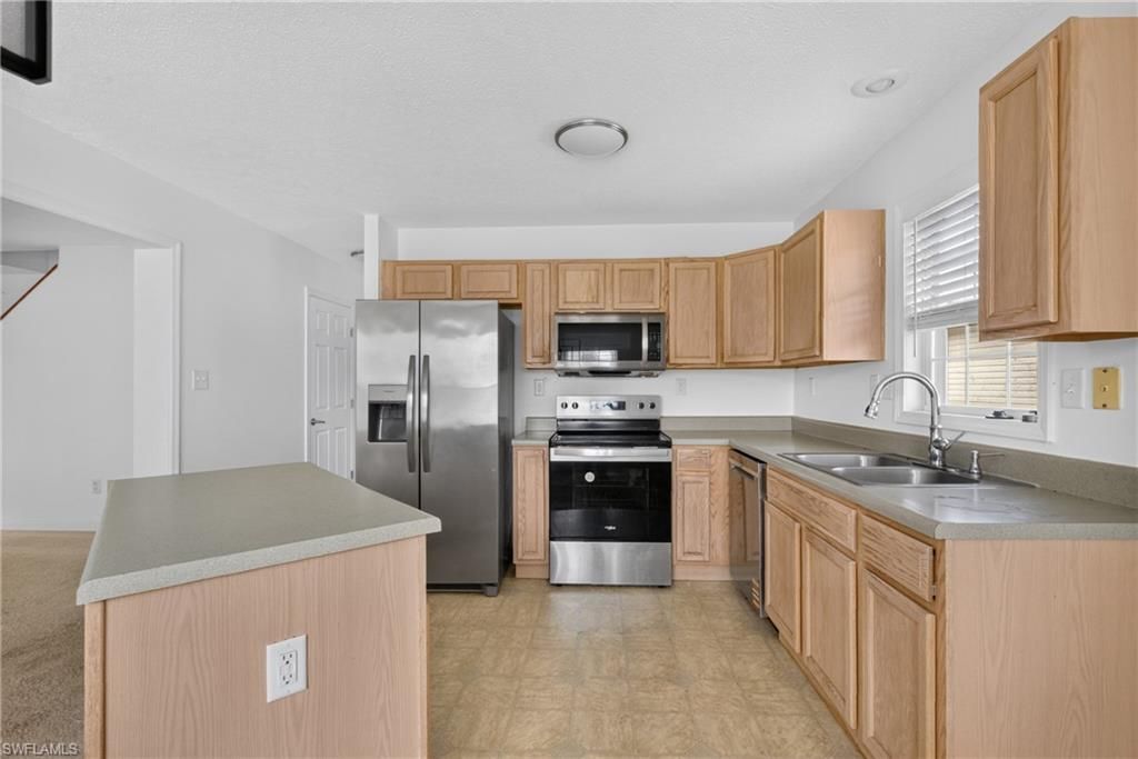 250 Leawood Cir, Naples, FL 34104 Photo