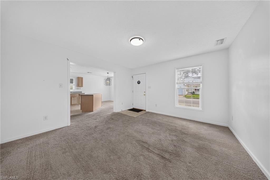 250 Leawood Cir, Naples, FL 34104 Photo