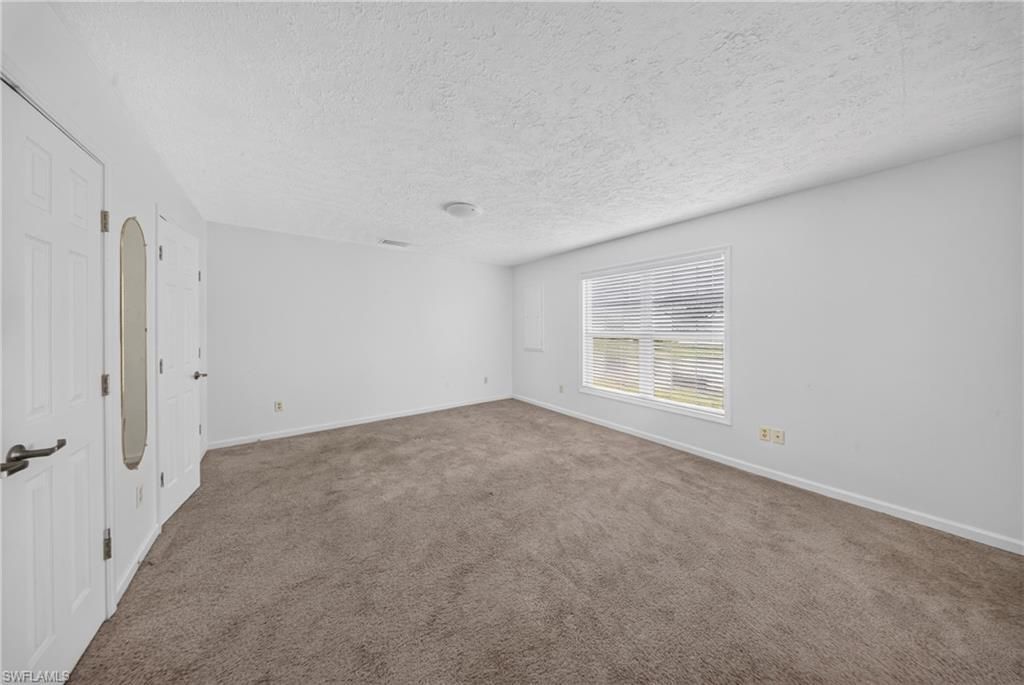 250 Leawood Cir, Naples, FL 34104 Photo