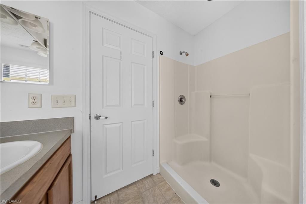 250 Leawood Cir, Naples, FL 34104 Photo
