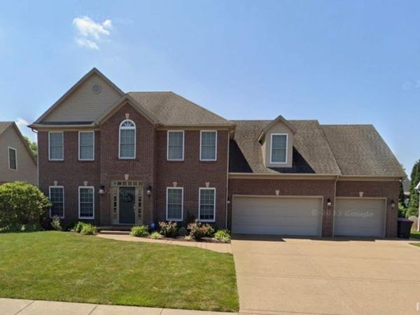8825 Calvin Circle, Newburgh, IN 47630