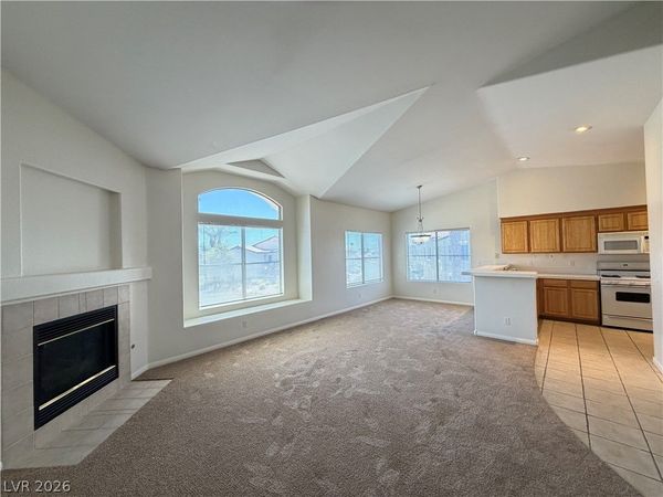 4901 Black Bear Road, Unit 202, Las Vegas, NV 89149
