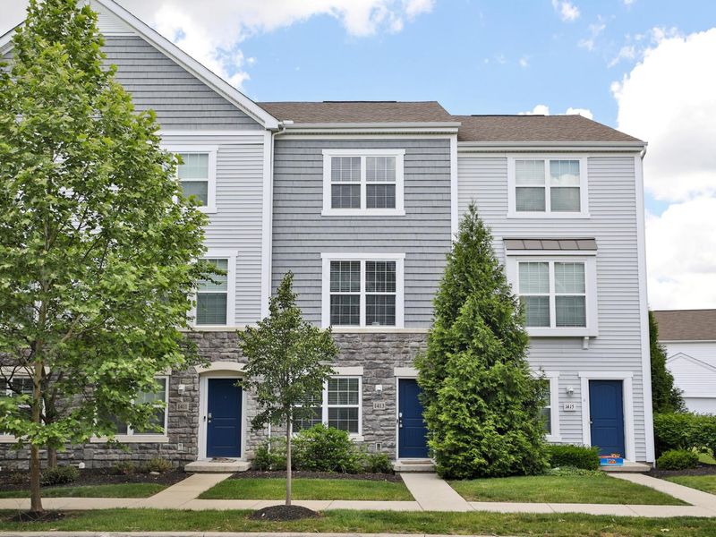 1413 Bloomington Boulevard , Columbus, OH 43228 Photo 1