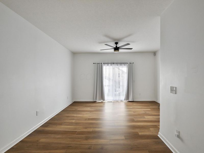 1413 Bloomington Boulevard , Columbus, OH 43228 Photo 14