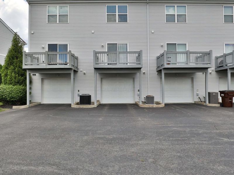 1413 Bloomington Boulevard , Columbus, OH 43228 Photo 28